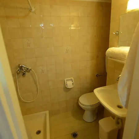 Argo Hotel Perama (Corfu)