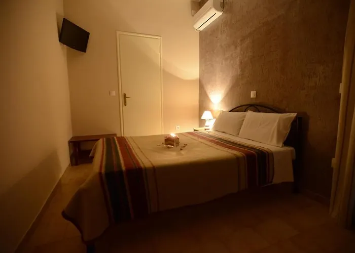 Argo Hotel Perama (Corfu)