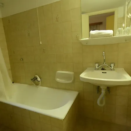 Argo * Perama (Corfu)