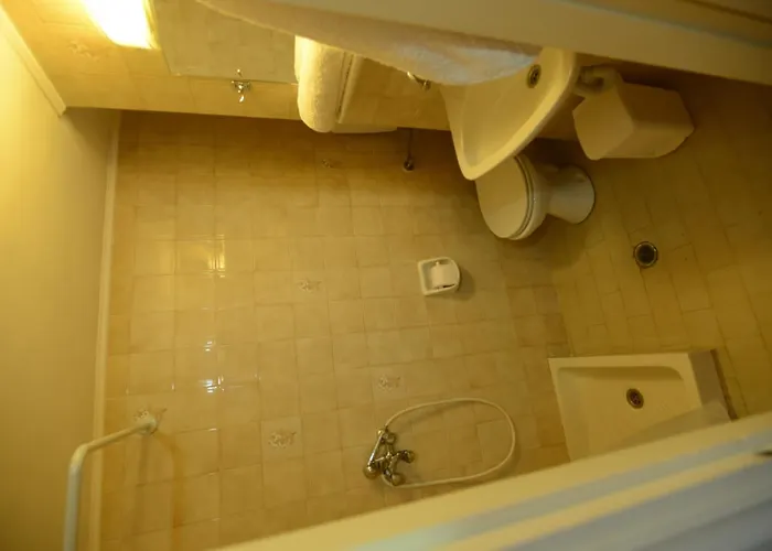 Argo Hotel Perama (Corfu)